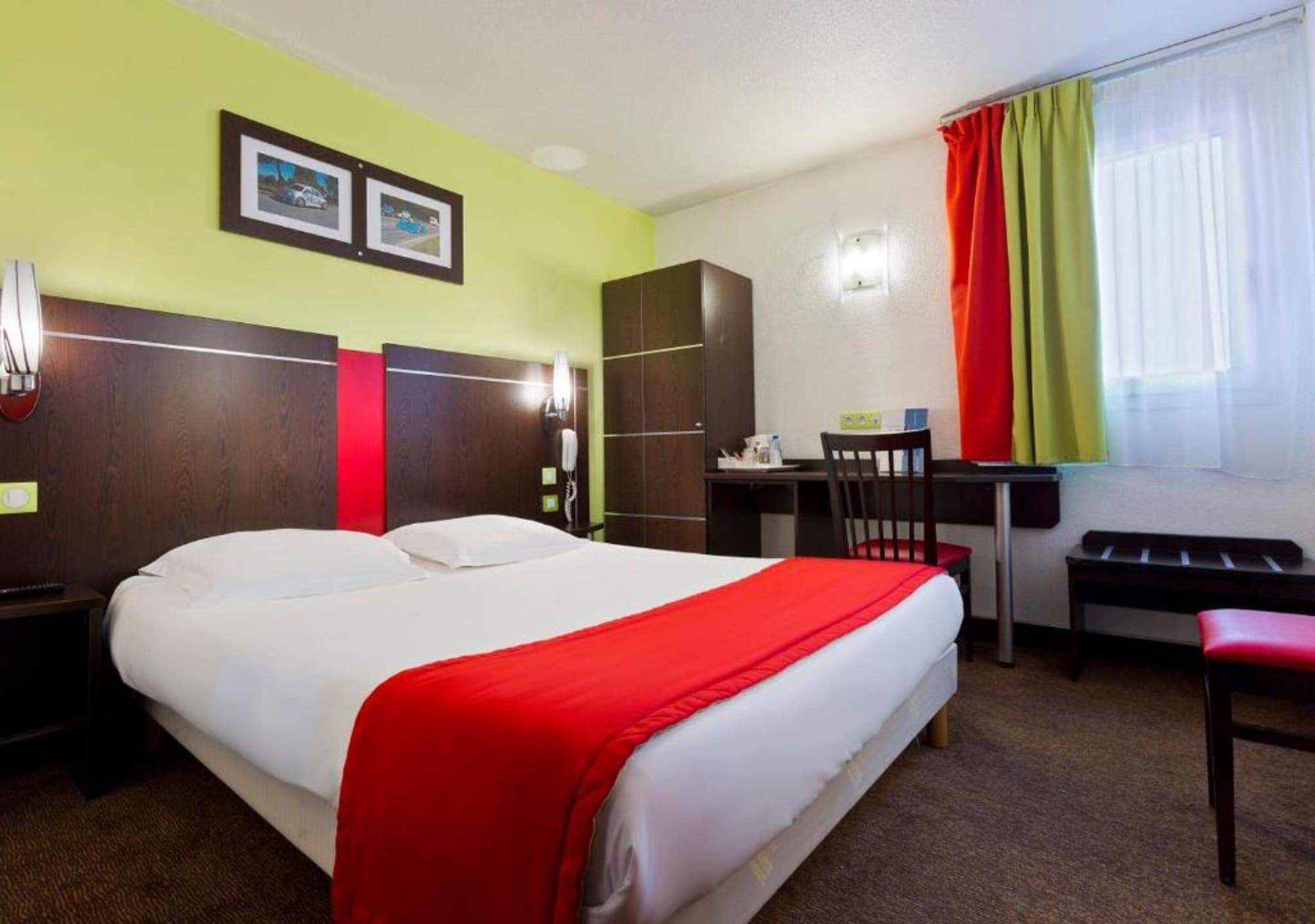 Enzo Hotels Reims Tinqueux By Kyriad Direct מראה חיצוני תמונה